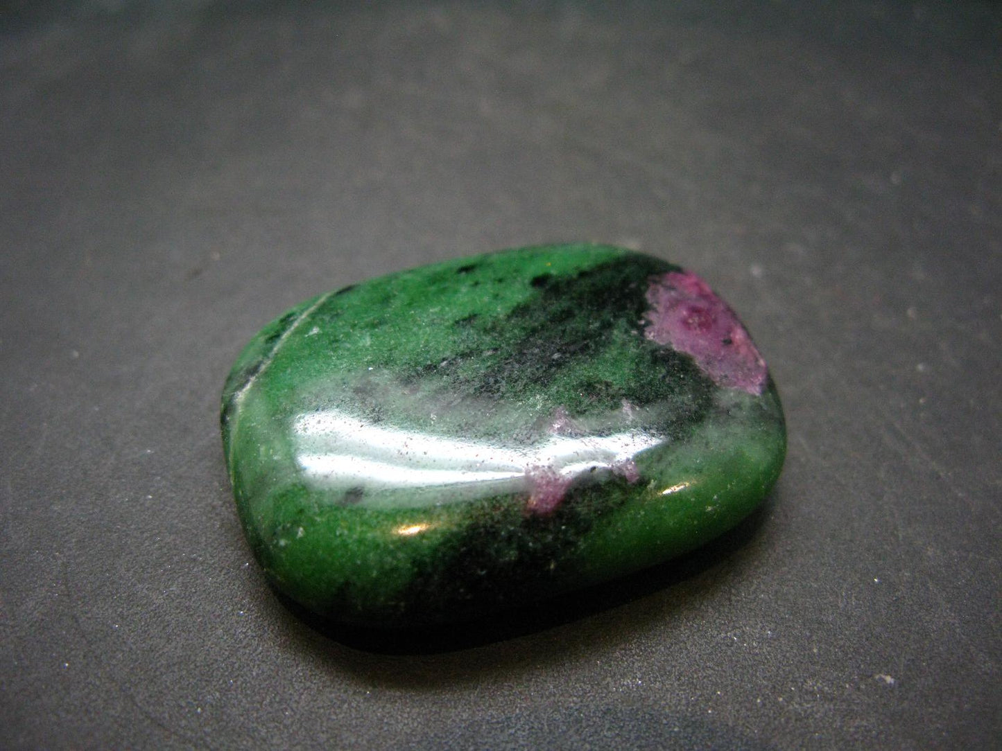 Ruby In Zoisite Tumbled Stone From Tanzania - 1.6" - 31.81 Grams