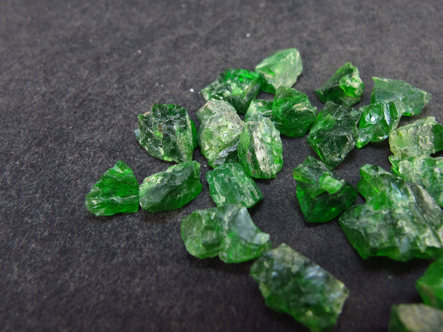Lot of 25 Chrome Diopside Crystals From Russia