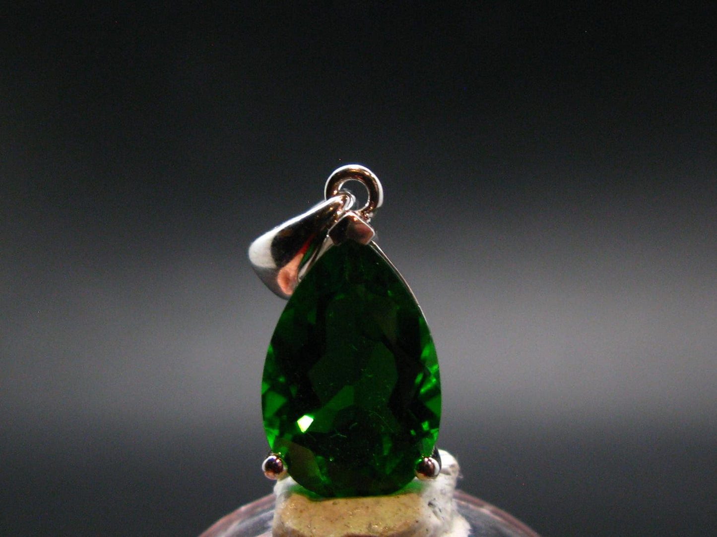 Helenite Gaia Stone Gem Sterling Silver Pendant From Washington - 4.8 Carats