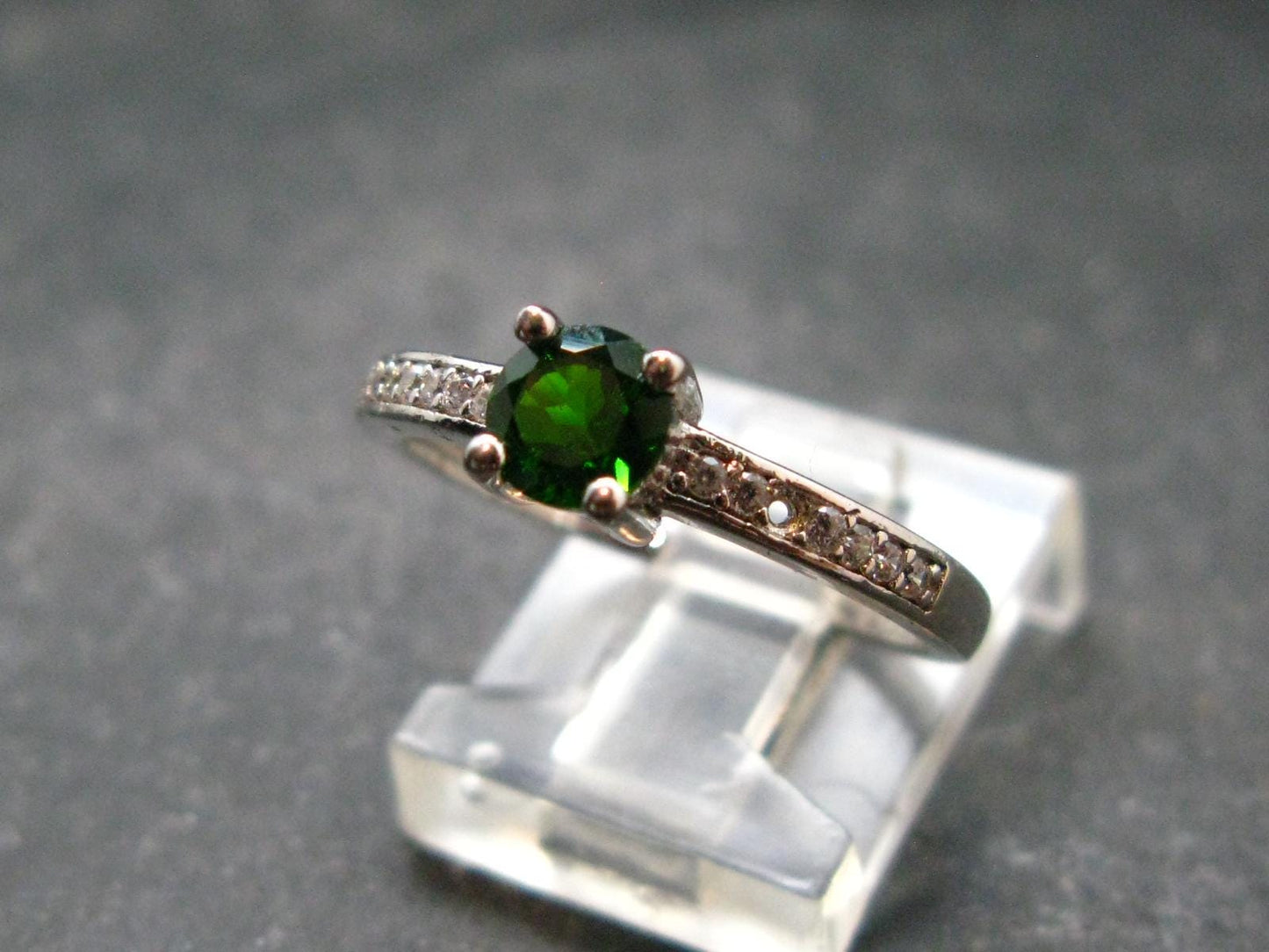 Modern Style Design!! Natural Faceted Intense Forest Green Chrome Diopside 925 Sterling Silver Ring - 1.92 Grams - Size 7.25