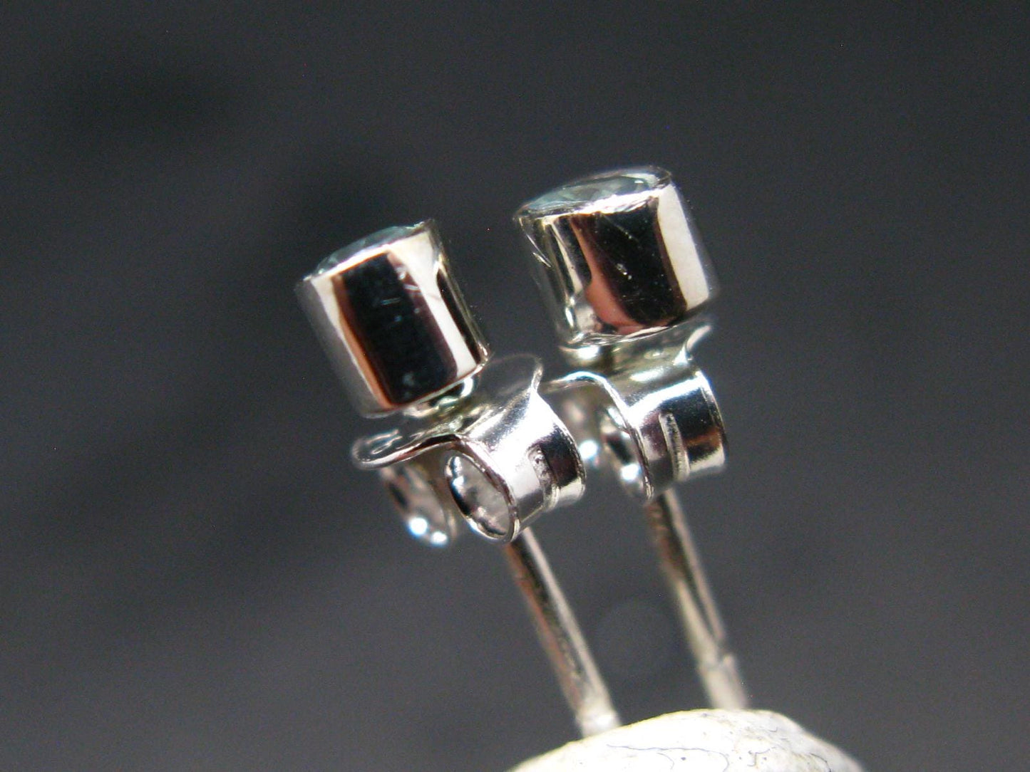 Alexandrite Gem Silver Stud Earrings From Russia - 0.77 Grams