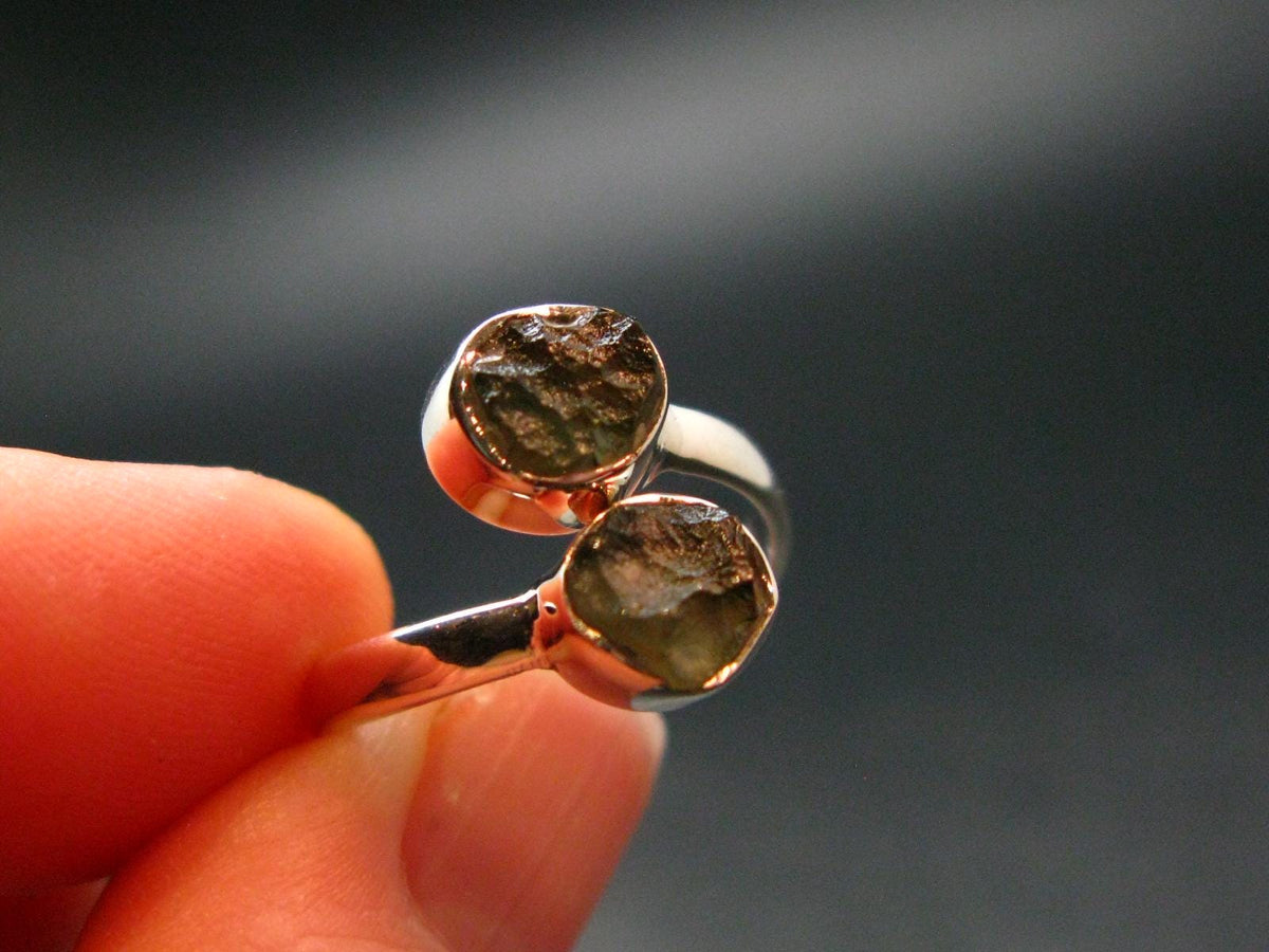 Cute Gem Moldavite Sterling Silver Ring From Czech Republic - Size 7 - 2.33 Grams