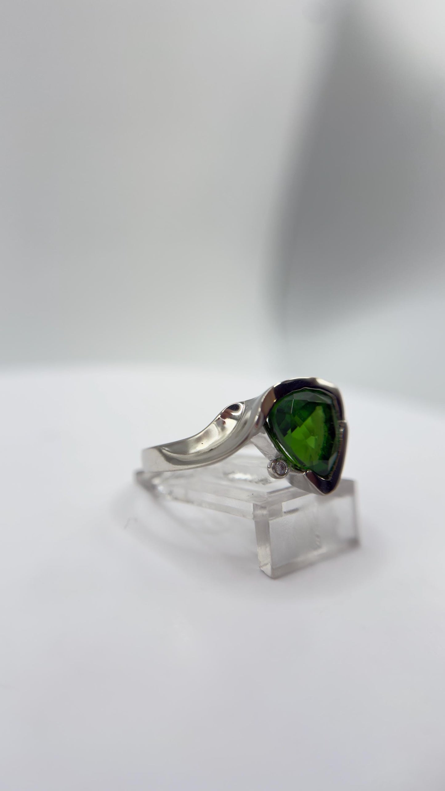 Green Helenite Trillion Ring – Sterling Silver Modern Gemstone Statement Ring