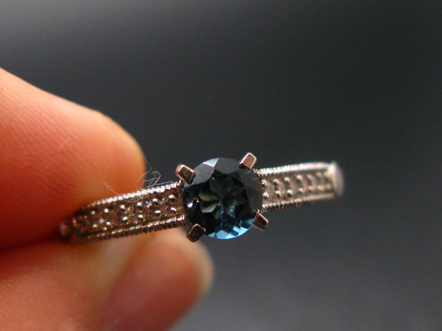 Facetted Blue Topaz Sterling Silver Ring With CZ - 1.87 Grams - Size 7