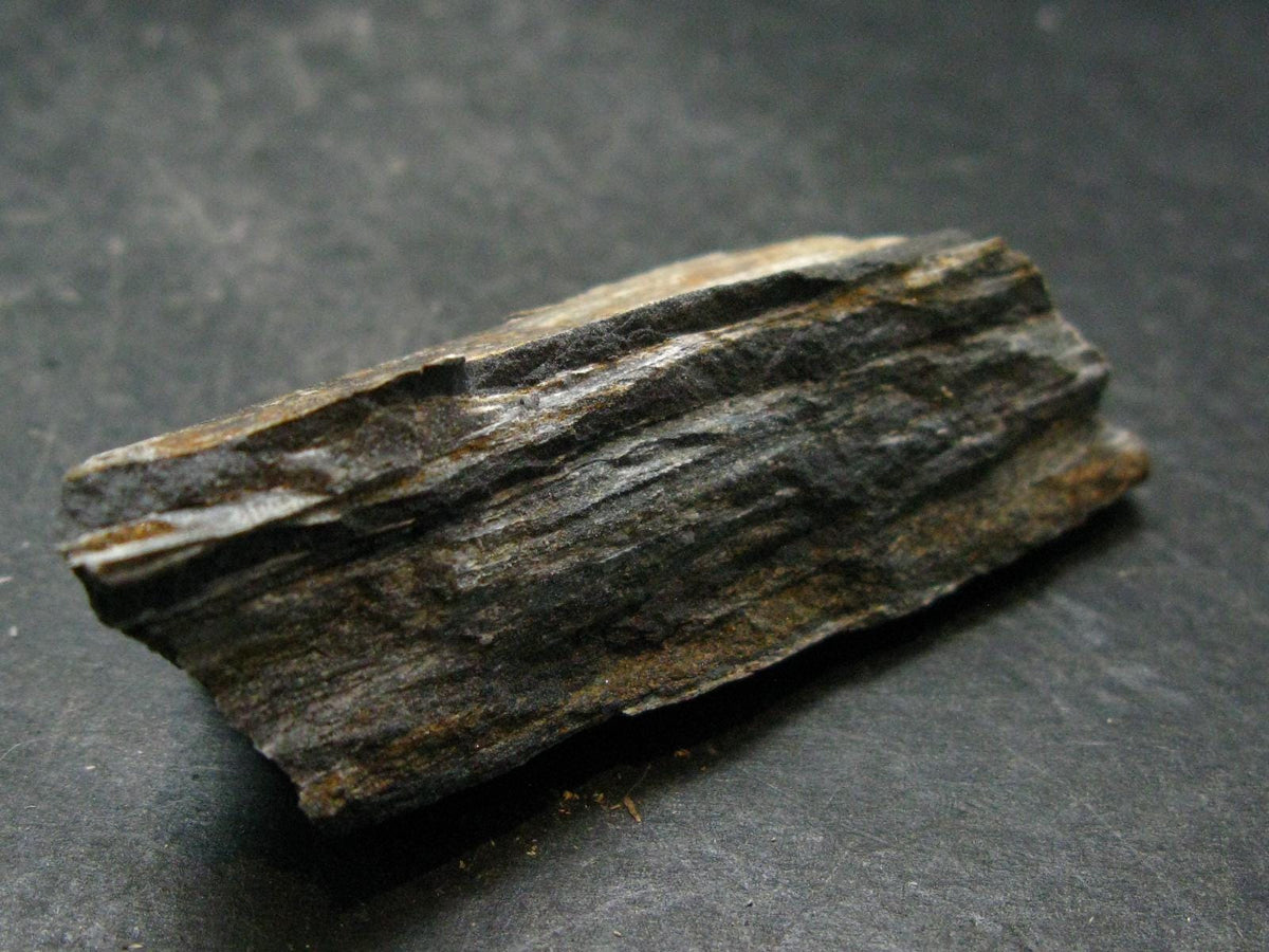 Rare ISUA Stone Raw Piece from Greenland - 2.4" - 30.84 Grams