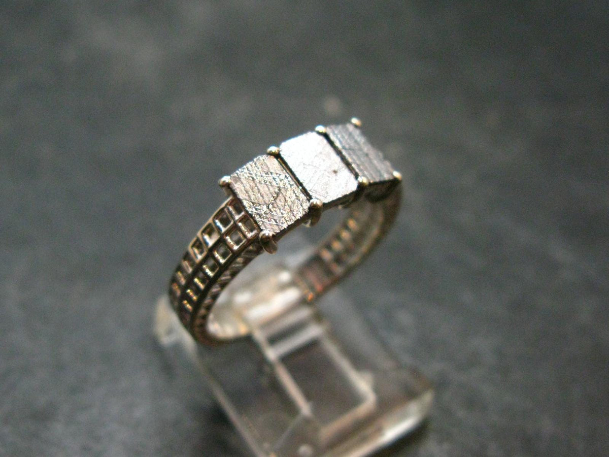 Muonionalusta Meteorite Sterling Silver Ring from Sweden - 3.23 Grams - Size 7