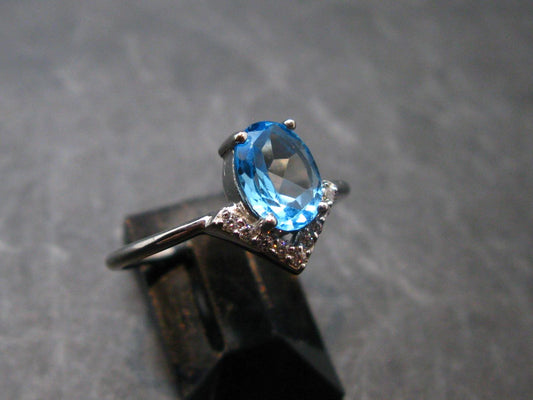 Facetted Blue Topaz Sterling Silver Ring With CZ - 2.0 Grams - Size 8