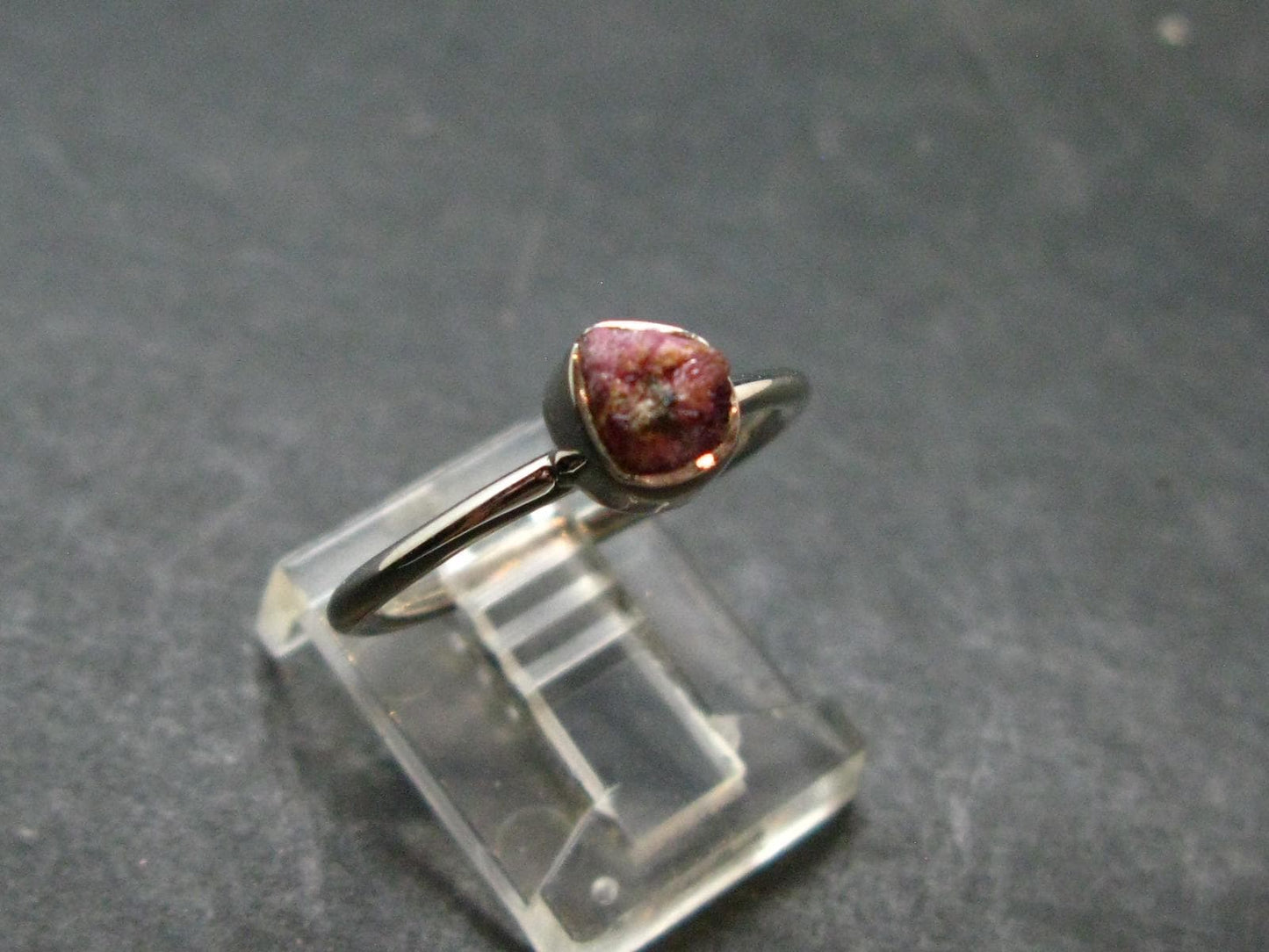 Bixbite Red Emerald Beryl Silver Ring From Utah USA - Size 7 - 1.81 Grams