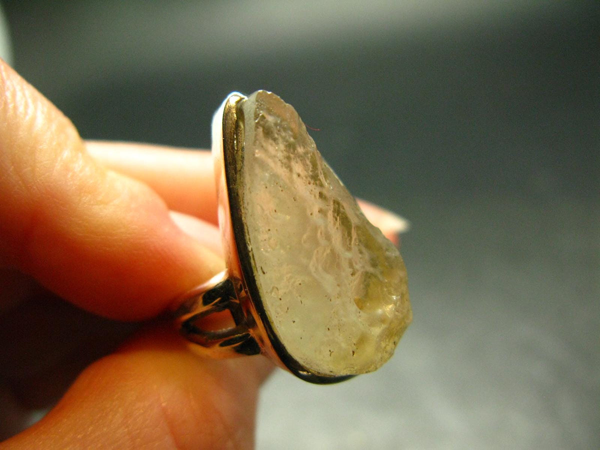 Natural Gem Raw Libyan Desert Glass Tektite Sterling Silver Ring from Libya - Size 6 - 7.65 Grams