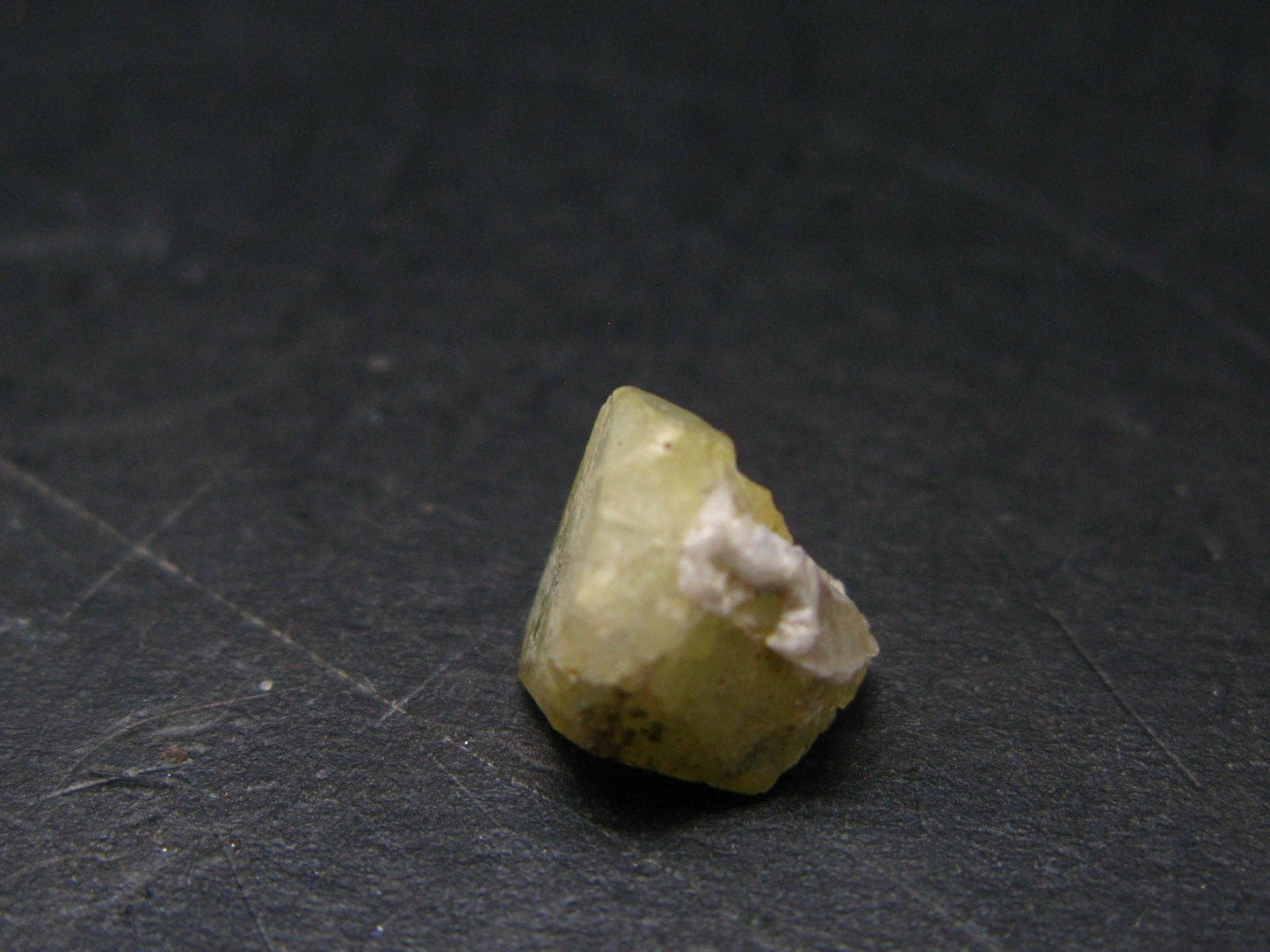 Rhodizite Rhodozite Crystal From Madagascar - 3.30 Carats - 0.3"