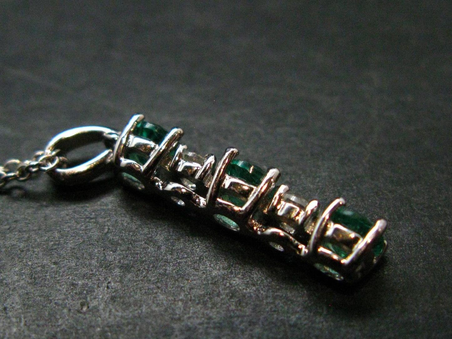 Emerald Silver Pendant W/Chain From Colombia - 2.49 Grams Total