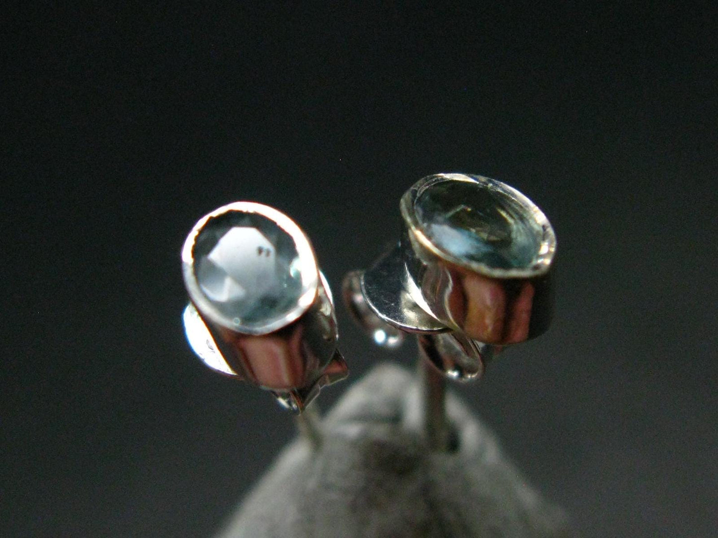 Alexandrite Gem Silver Stud Earrings From Russia - 0.86 Grams
