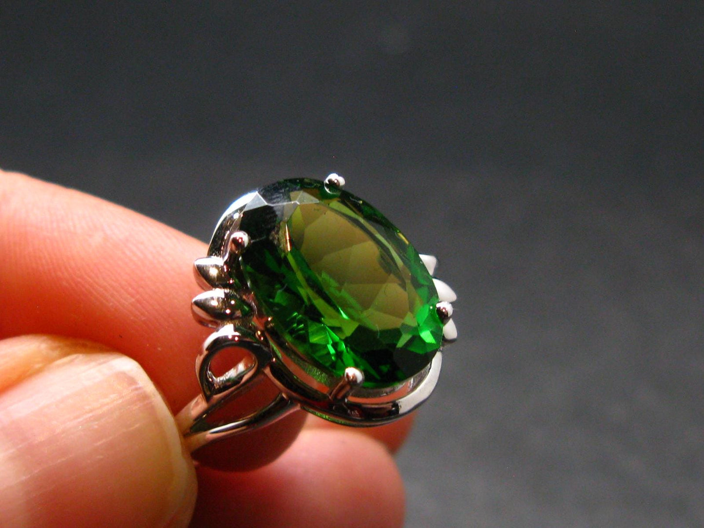 Helenite Gaia Stone Gem Sterling Silver Ring From Washington - Size 7 - 4.5 Carats