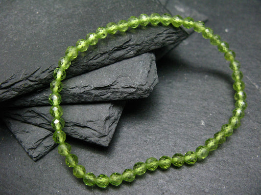 Peridot Genuine Bracelet ~ 7 Inches ~ 4mm Facetted Beads