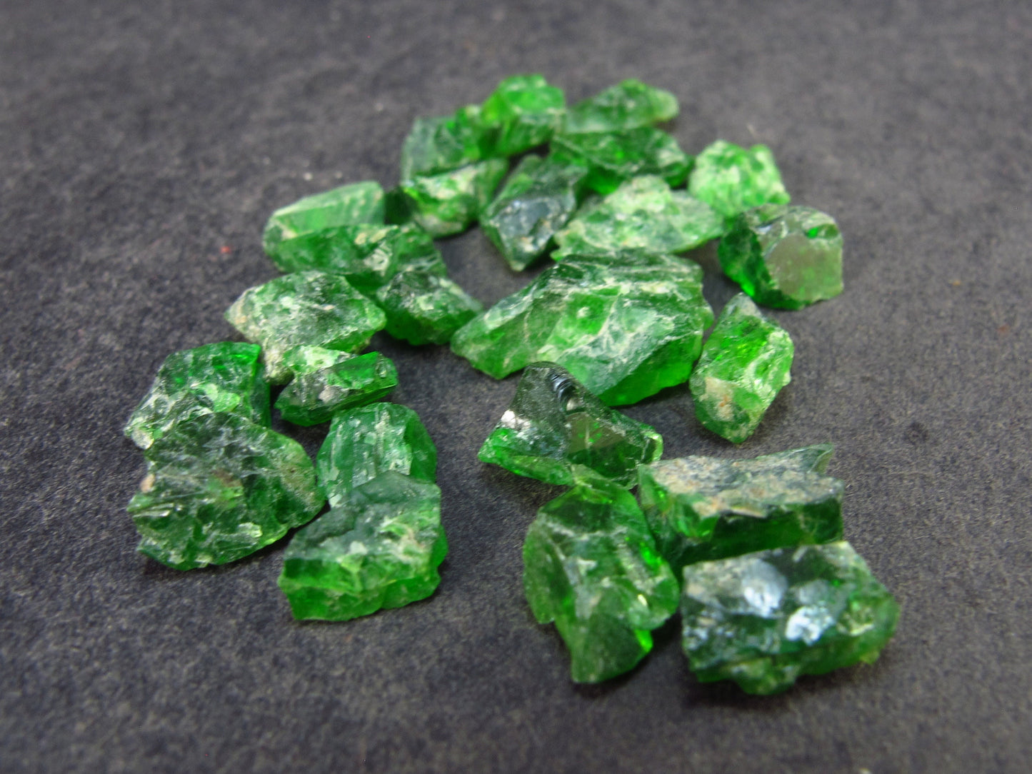 Lot of 25 Chrome Diopside Crystals From Russia