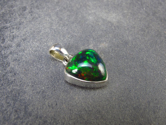 Rare Black Opal Sterling Silver Pendant from Australia - 0.7" - 1.61 Grams