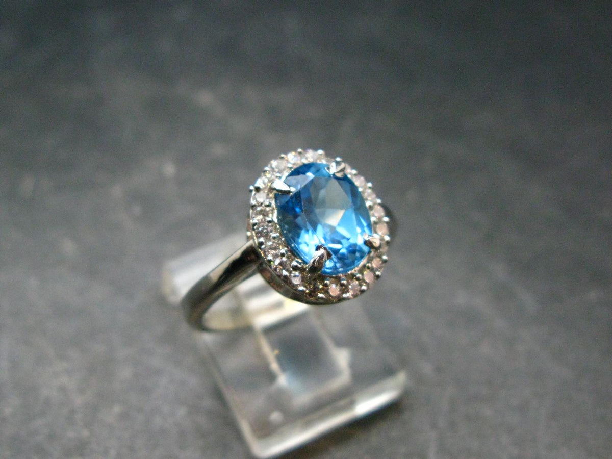 Natural Oval Shaped Facetted Blue Topaz Crystal Sterling Silver Ring - 3.32 Grams - Size 7.25