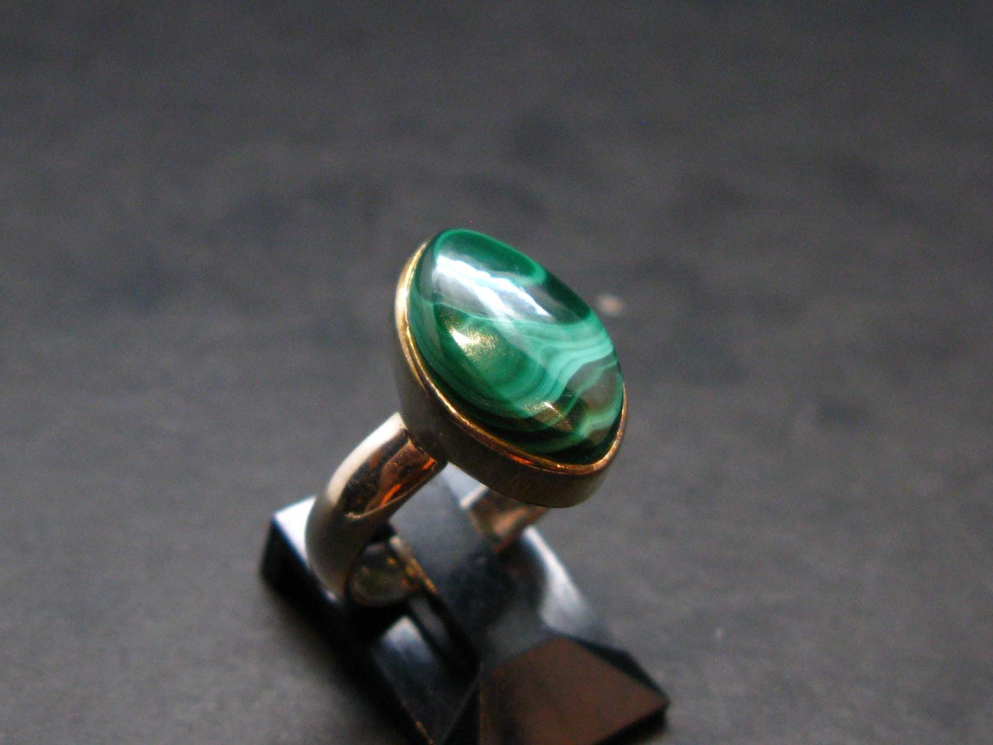 Malachite Silver Ring - 4.77 Grams - Size 5