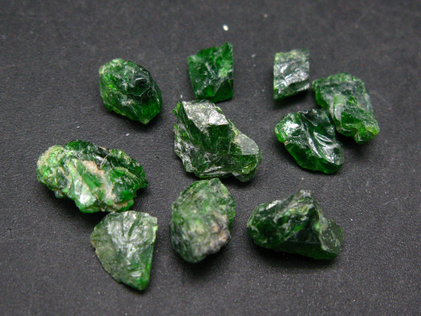 Lot of 10 Gem Chrome Diopside Crystals From Russia - 35 Carats