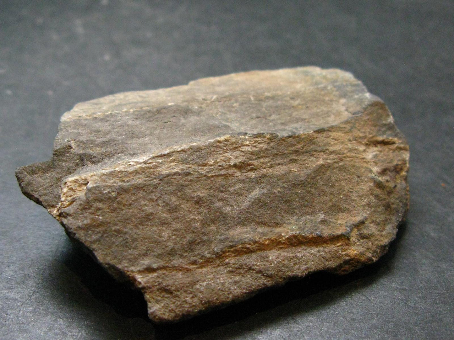 Rare ISUA Stone Raw Piece from Greenland - 2.5" - 111.21 Grams