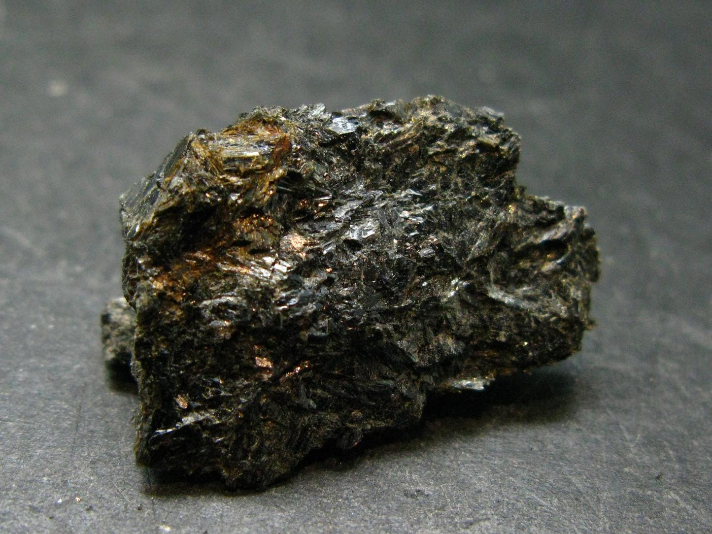 Rare Nuumite Nuummite Raw Piece From Greenland - 7.92 Grams - 1.2"