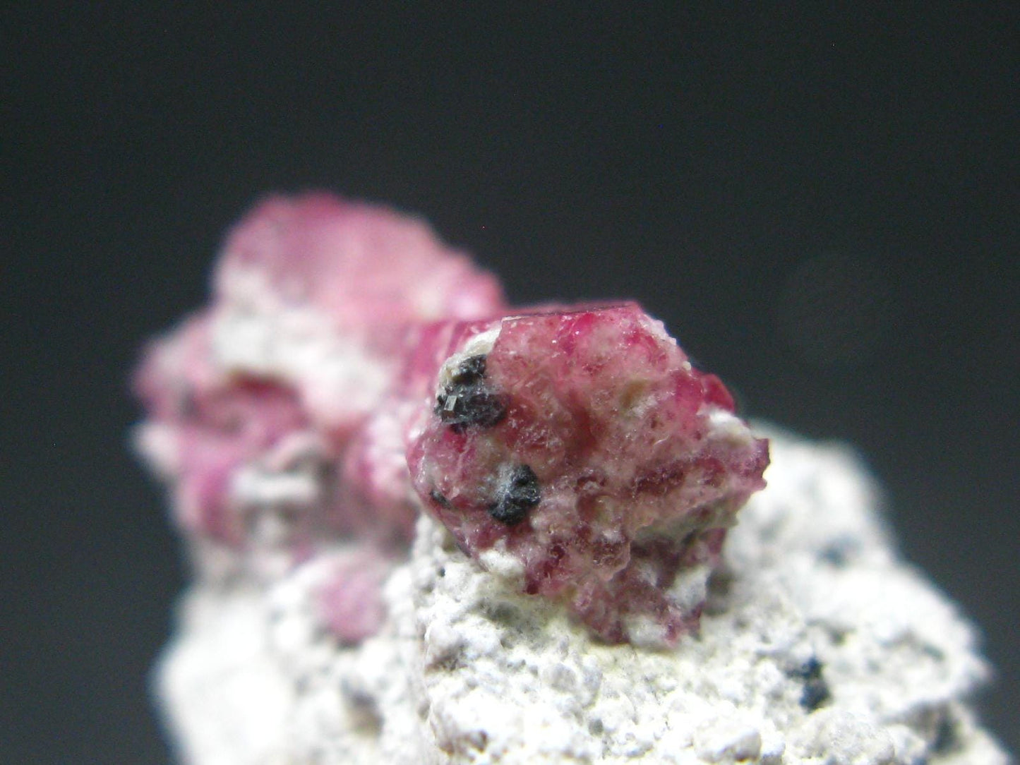 Rare Gem Bixbite Red Emerald Beryl Cluster From Utah USA - 1.3" - 7.48 Grams