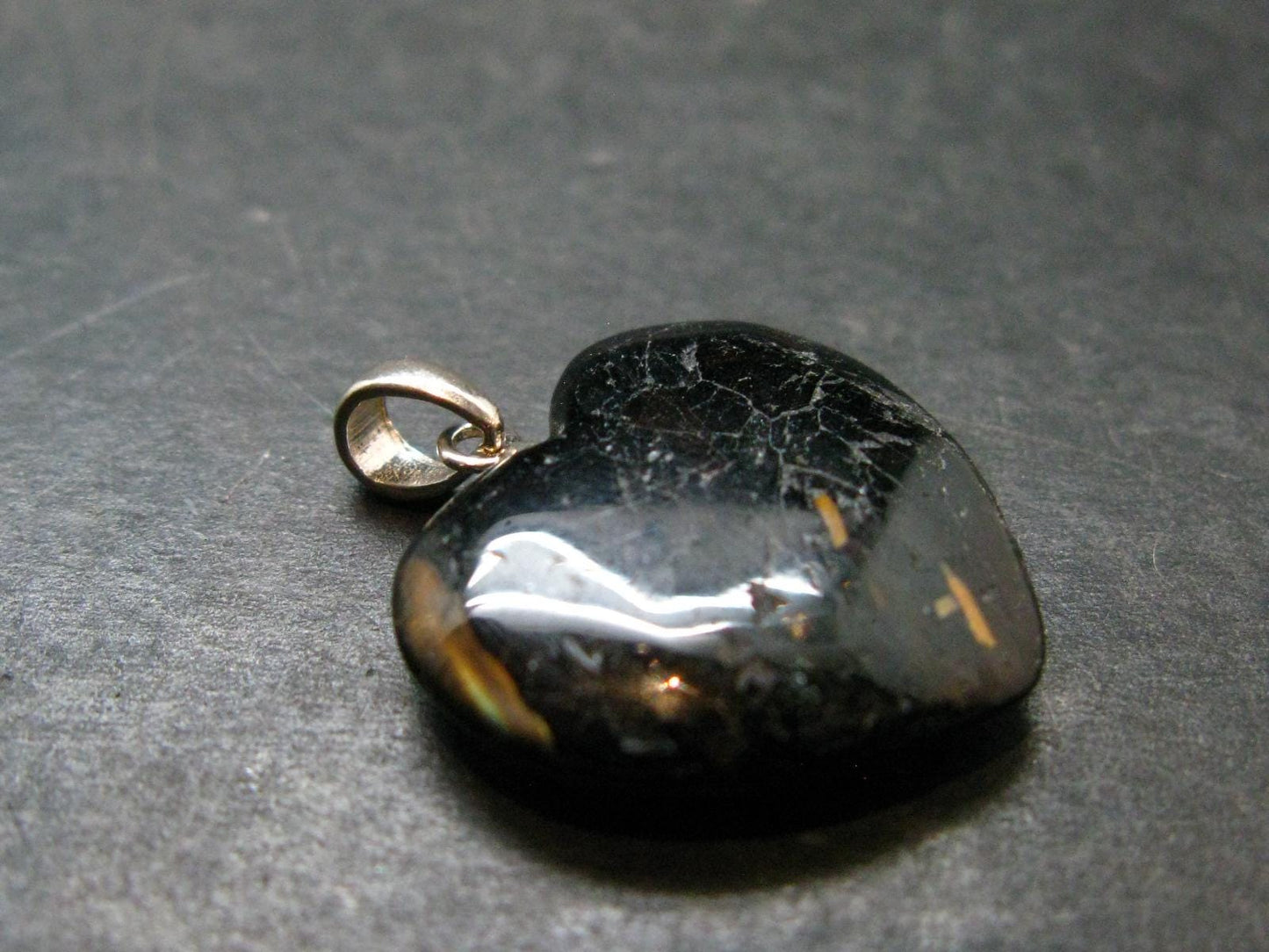 Silver Nuumite Nuummite Heart Pendant From Greenland - 1.0" - 3.77 Grams