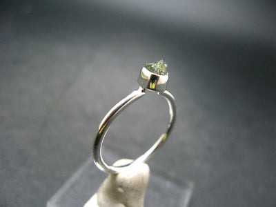 Cute Gem Faceted Moldavite Sterling Silver Ring From Czech Republic - Size 7 - 1.7 Grams