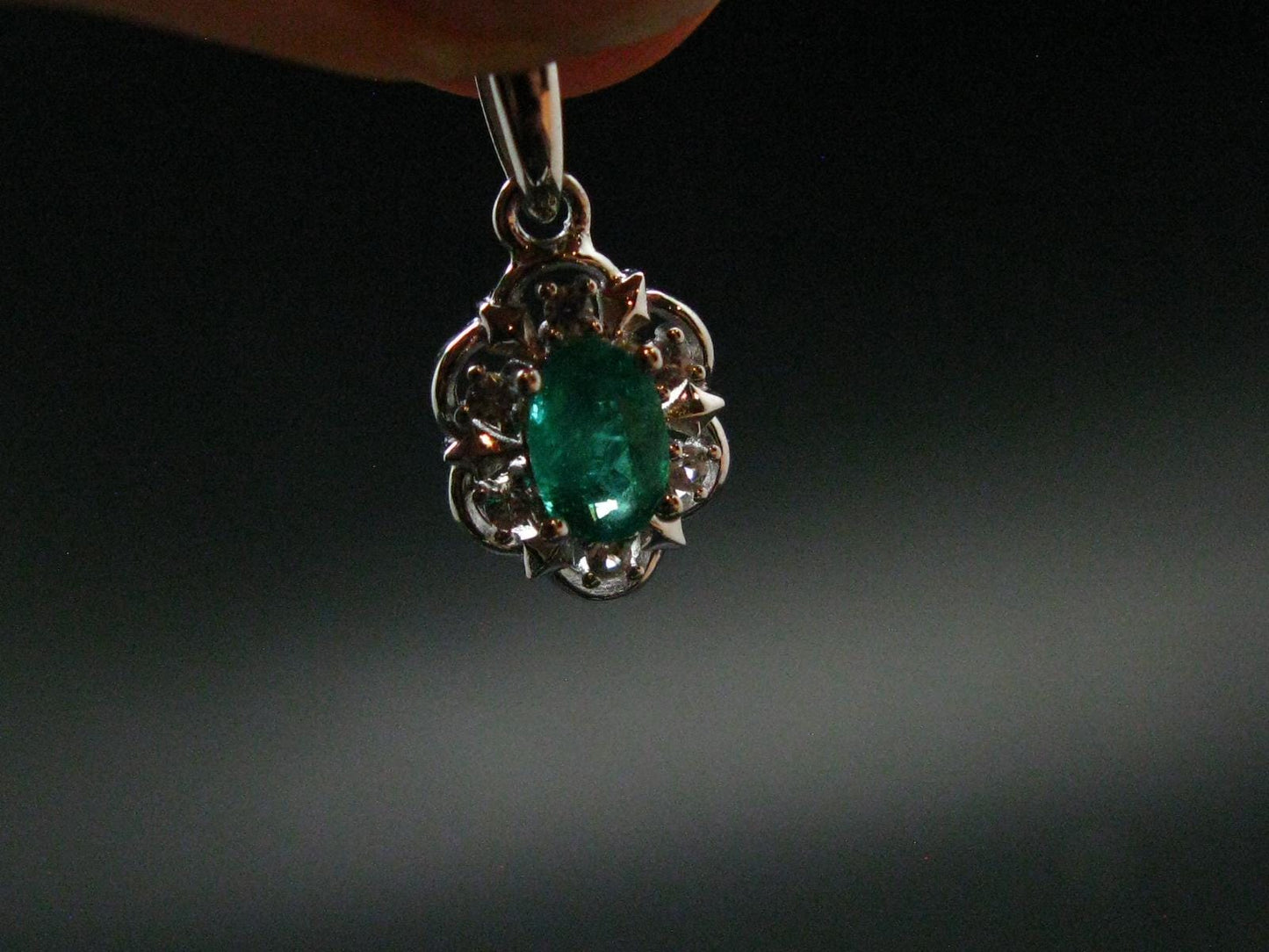 Emerald Silver Pendant W/Chain From Colombia - 2.13 Grams Total