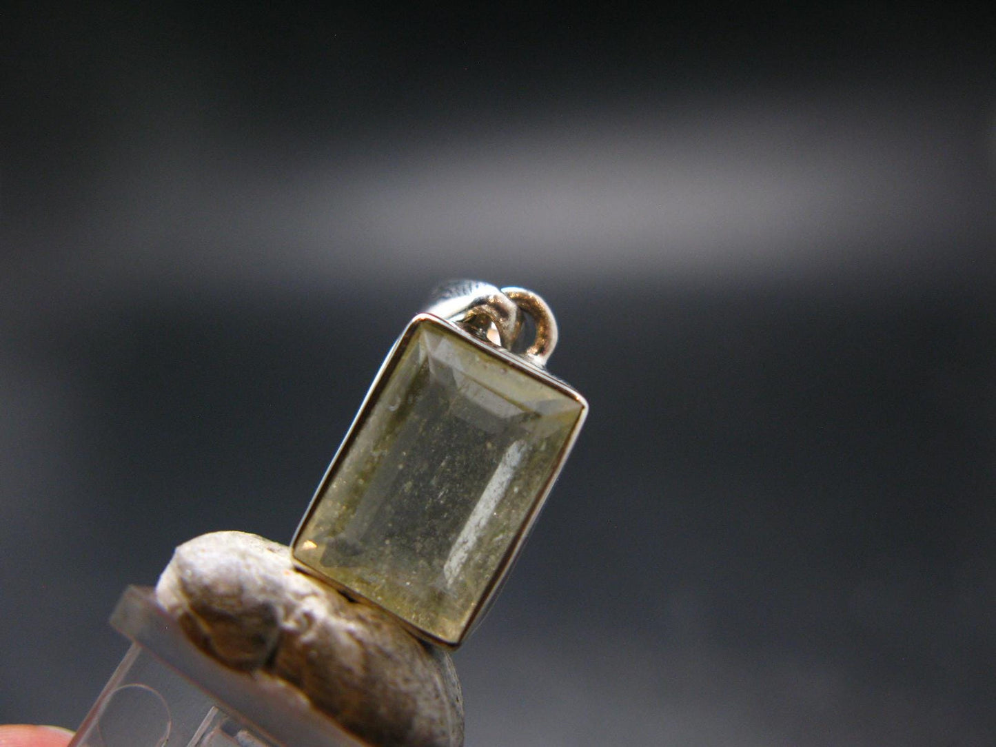 Gem Libyan Desert Glass Tektite Faceted Pendant Sterling Silver from Libya - 0.9" - 2.94 Grams