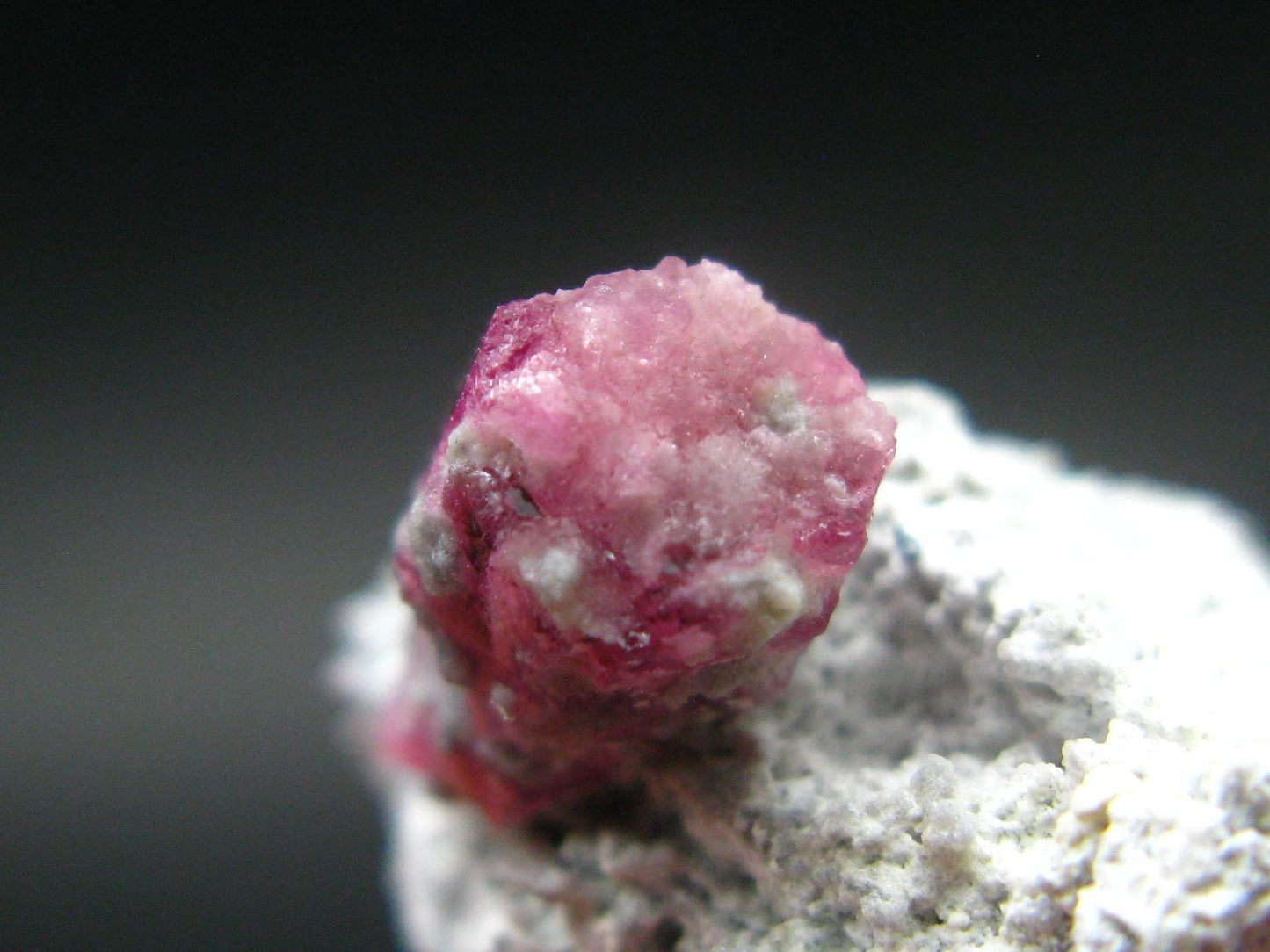 Rare Gem Bixbite Red Emerald Beryl Cluster From Utah USA - 1.1" - 4.77 Grams