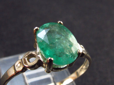Precious 1.35 Carat Emerald Ring in 14k Gold - Size 6