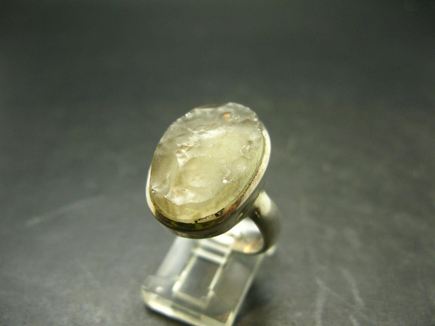 Natural Gem Raw Libyan Desert Glass Tektite Sterling Silver Ring from Libya - Size 9 - 8.9 Grams