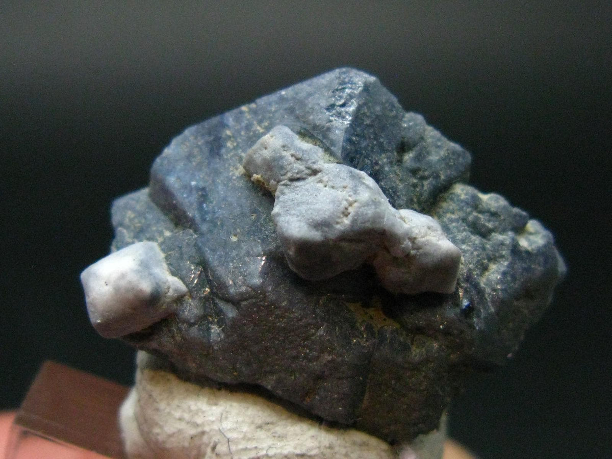 Huge Benitoite Crystal From California - 19.53 Carats