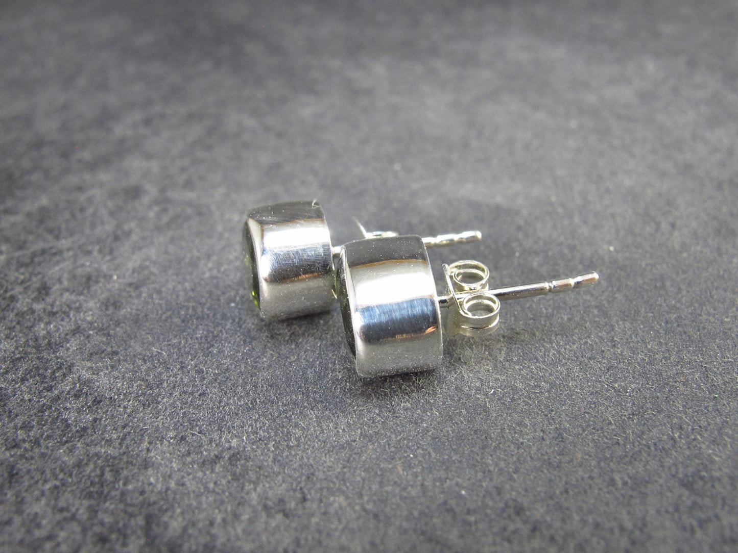 Facetted Moldavite Tektite Stud Earrings in Sterling Silver from Czech Republic - 2.39 Grams