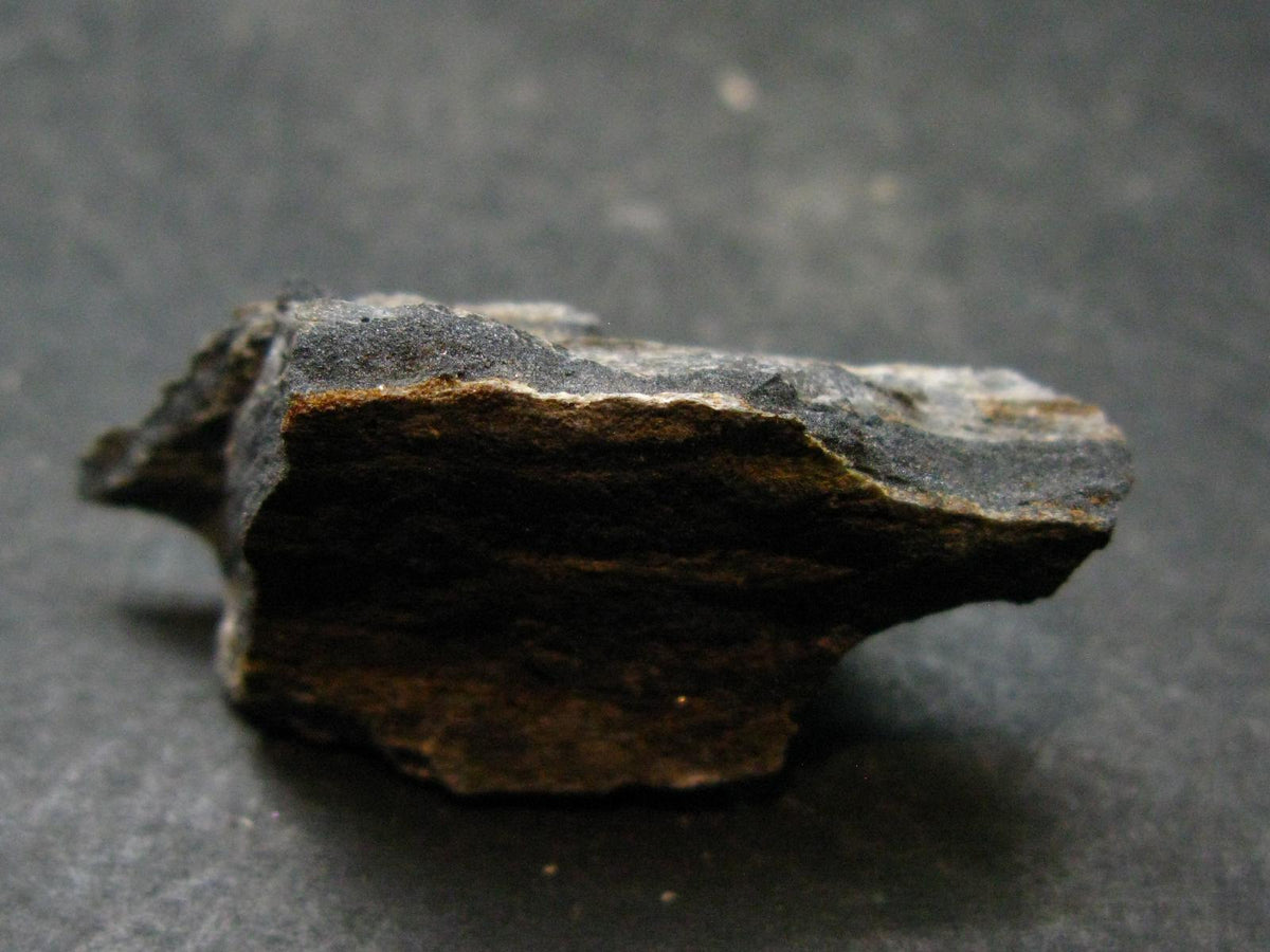 Rare ISUA Stone Raw Piece from Greenland - 1.6" - 12.39 Grams