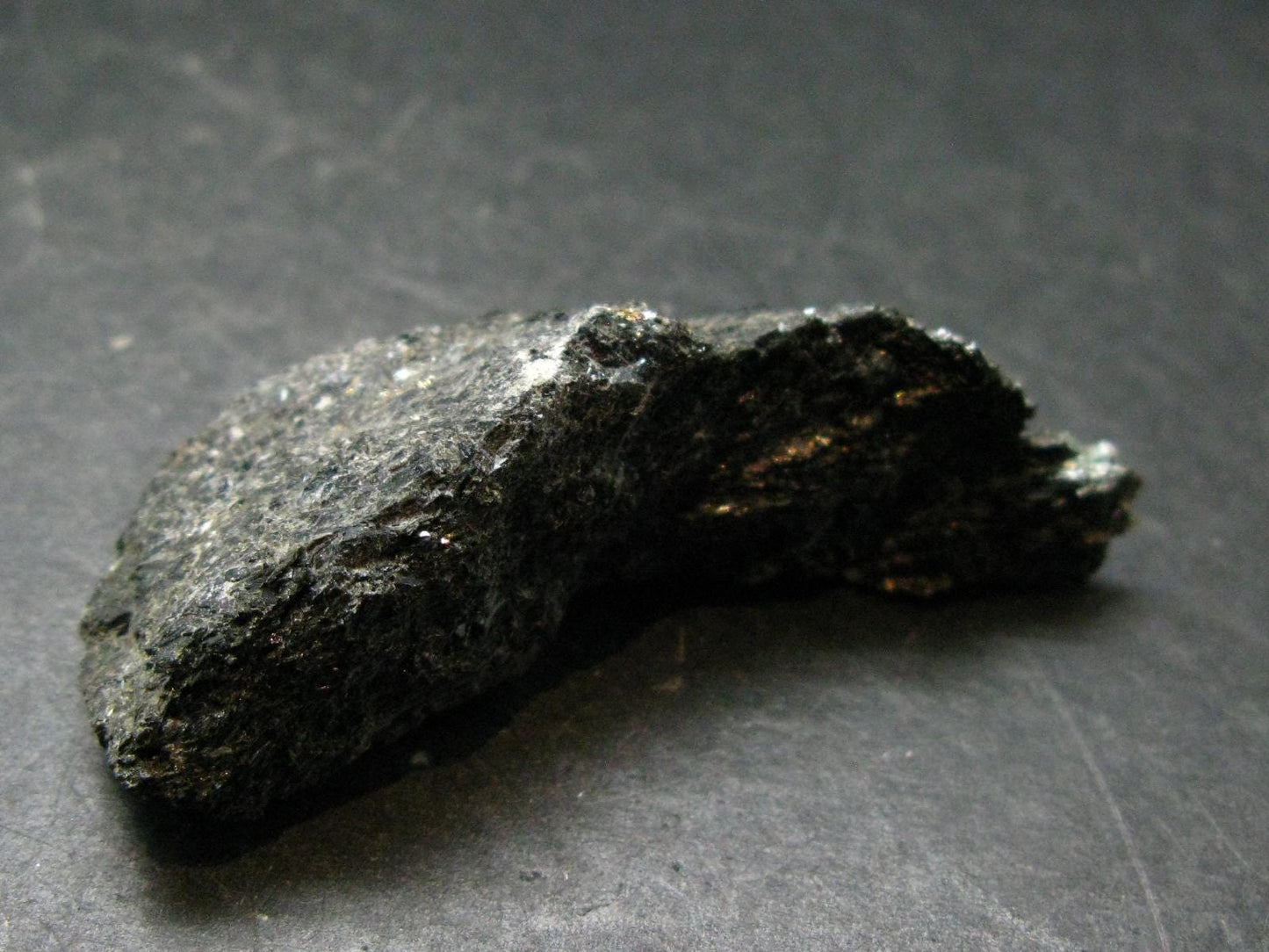 Rare Nuumite Nuummite Raw Piece From Greenland - 29.90 Grams - 2.4"