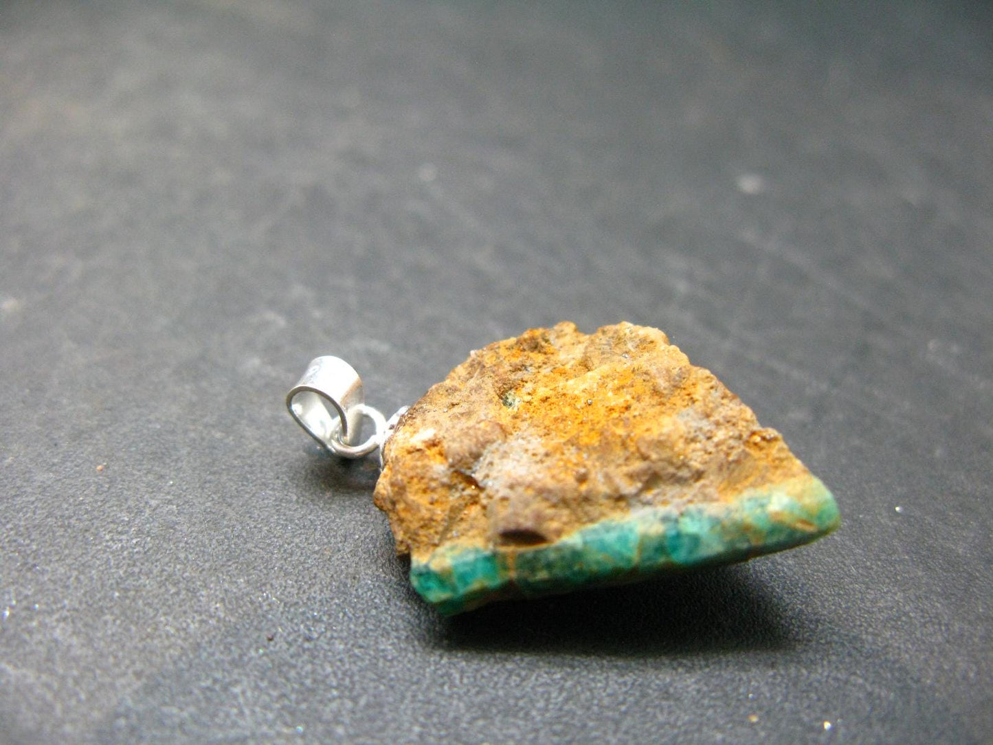 Emerald Beryl Silver Pendant from Afghanistan - 1.1" - 2.28 Grams