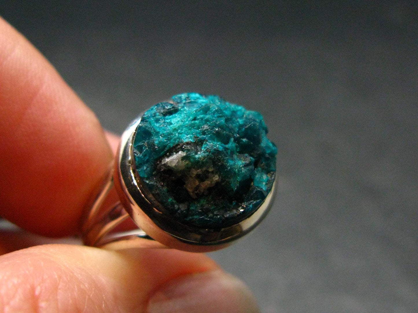 Emerald Green Dioptase Crystal Silver Ring from Congo - 5.44 Grams - Size 8