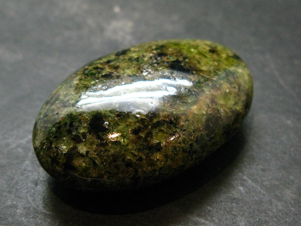 Peridot Olivine Tumbled Stone from Arizona, USA - 2.1" - 65.27 Grams