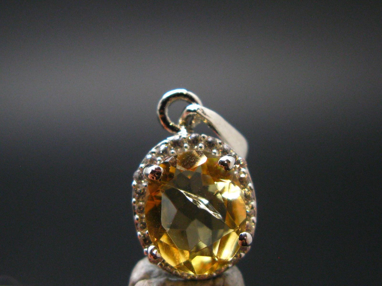 Yellow Citrine Gem Facetted Sterling Silver Pendant From Brazil With CZ - 0.9" - 1.83 Grams