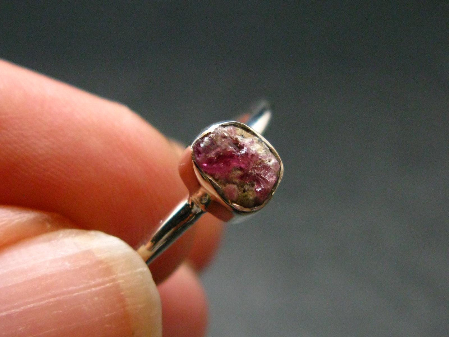 Bixbite Red Emerald Beryl Silver Ring From Utah USA - Size 6 - 1.83 Grams