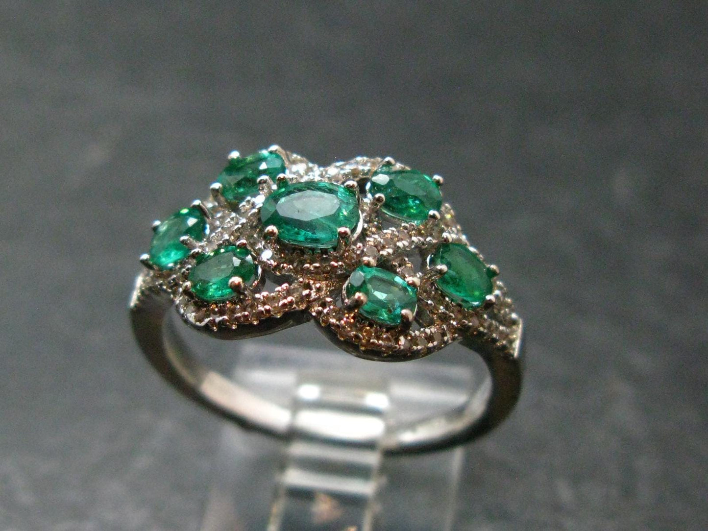 Emerald Faceted Silver Ring from Colombia - 4.21 Grams Total - Size 9.5