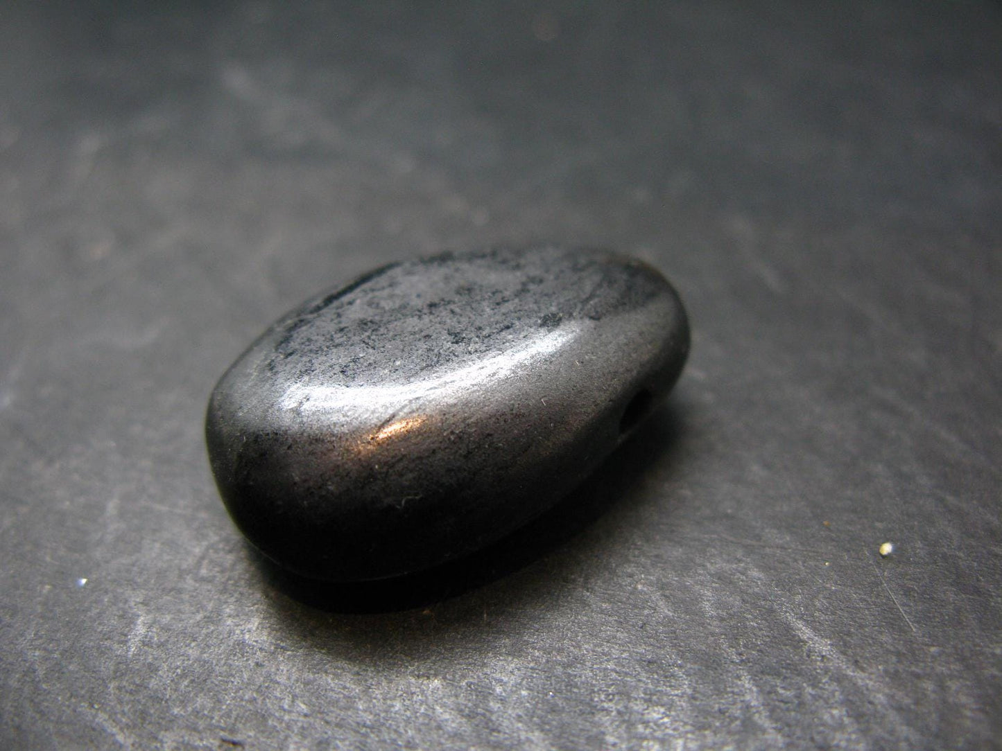 Rare ISUA Stone Metal Free Pendant From Greenland - 1.1" - 14.46 Grams