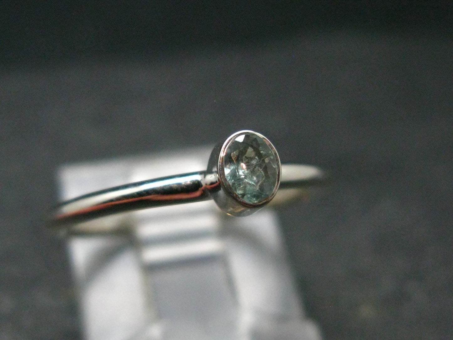 Genuine Alexandrite Gem Silver Ring From Russia - Size 6 - 1.46 Grams