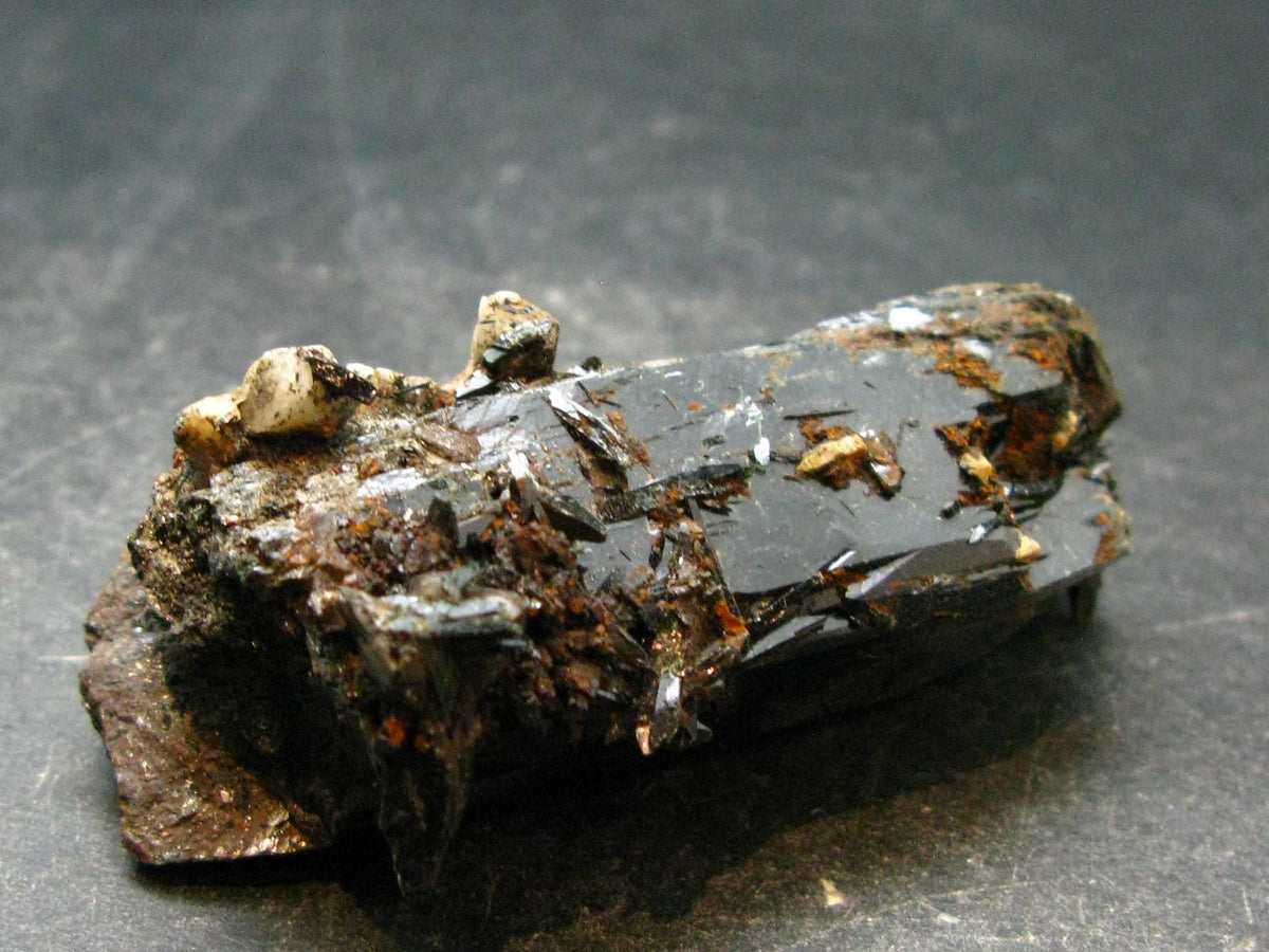 Aegirine Crystal From Malawi - 2.3" - 60.58 Grams