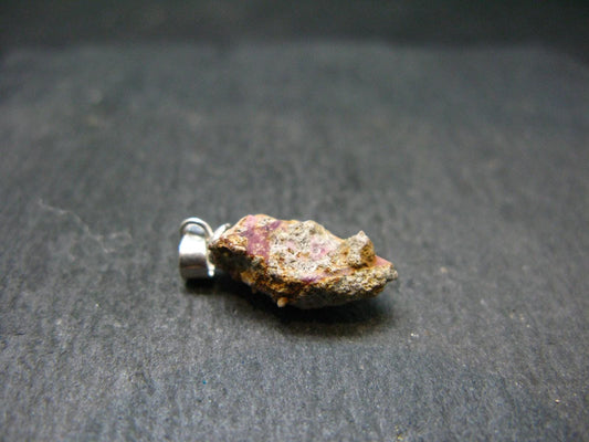 Bixbite Red Emerald Beryl Silver Pendant From Utah USA - 0.9" - 0.88 Grams