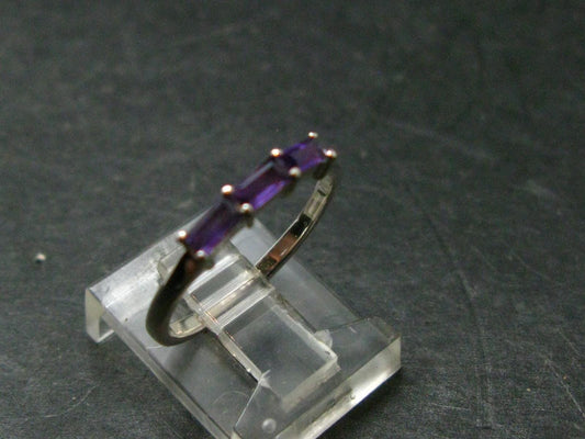 Natural Rich Purple Color Amethyst Sterling Silver Ring - 1.34 Grams - Size 6