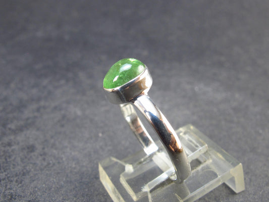 Tsavorite Green Garnet Sterling Silver Ring from Tanzania - 1.97 Grams - Size 6