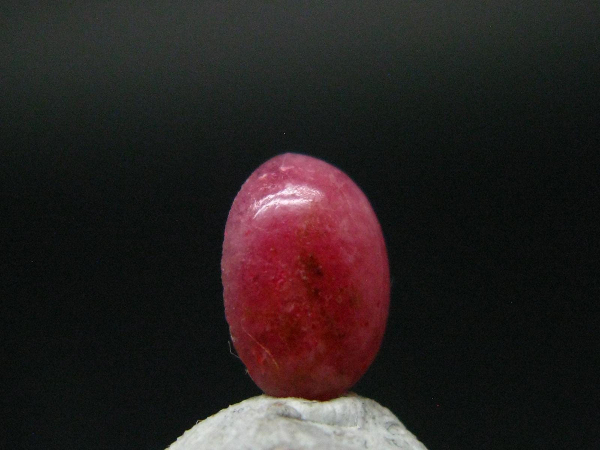 Rare Pink Tugtupite Gem Cabochon From Greenland - 0.61 Carats - 8x6mm